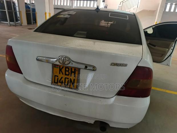 Toyota Corolla 2004 White