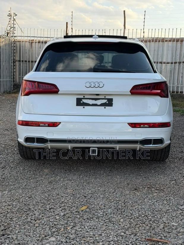 Audi SQ5 3.0T Premium AWD quattro 2020 Pearl