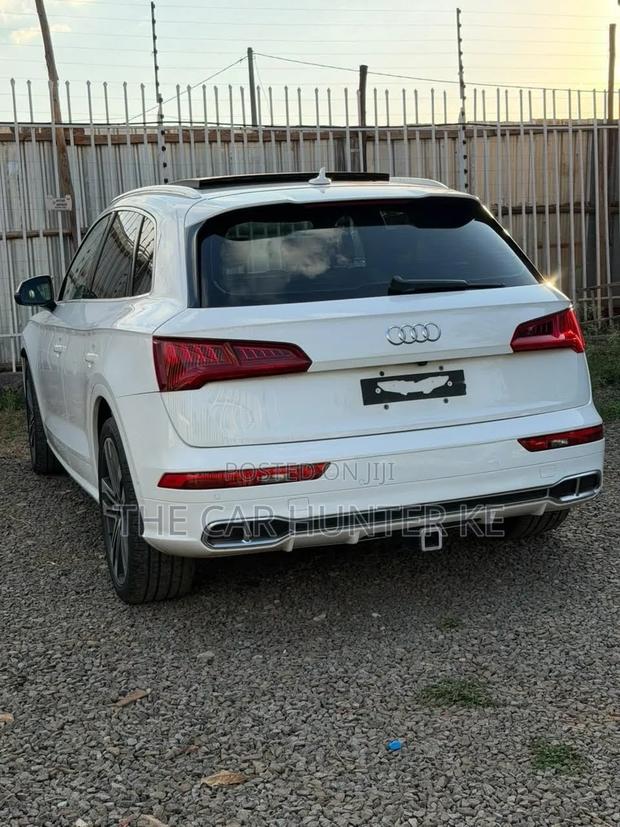 Audi SQ5 3.0T Premium AWD quattro 2020 Pearl