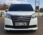 Toyota Noah 2016 White for sale