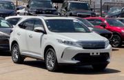 Toyota Harrier 2019 White for sale
