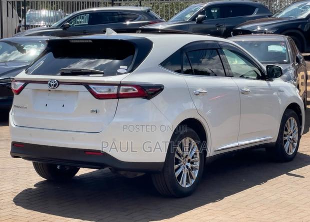 Toyota Harrier 2019 White