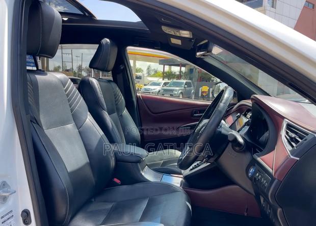 Toyota Harrier 2019 White