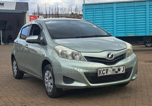 Toyota Vitz 2012
