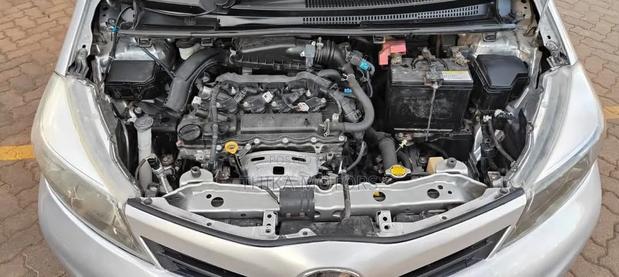 Toyota Vitz 2013