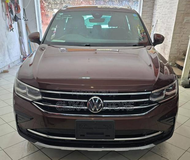 Volkswagen Tiguan 2.0T S 2021 Brown