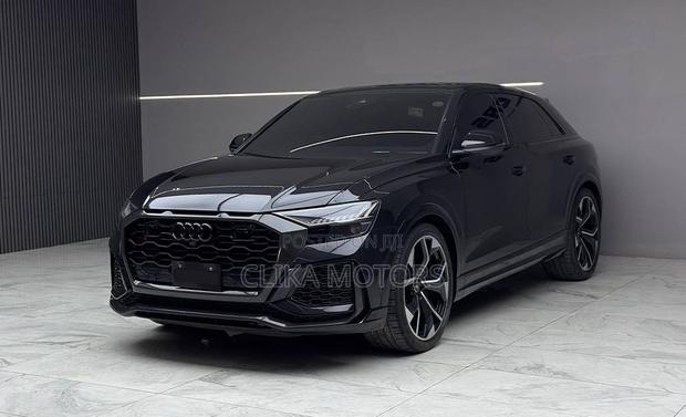 Audi RS Q8 2021 Black