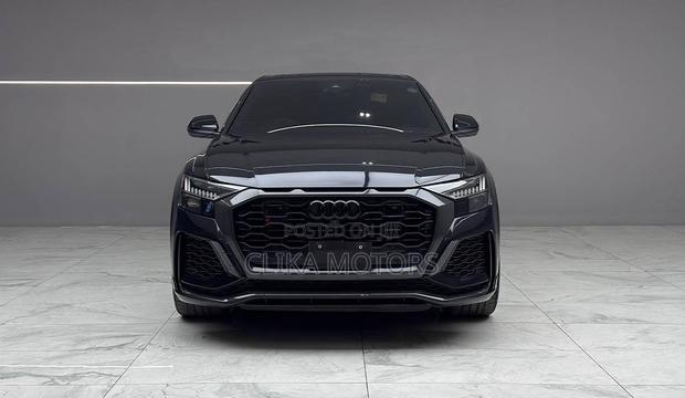 Audi RS Q8 2021 Black
