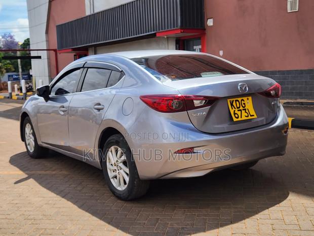 Mazda Axela SV Premium 2014 Silver
