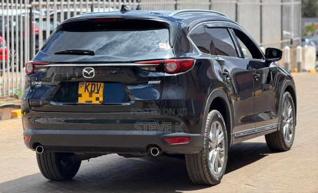 Mazda CX-8 2018 Blue