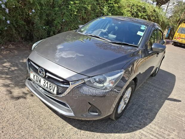 Mazda Demio 2019 Gray
