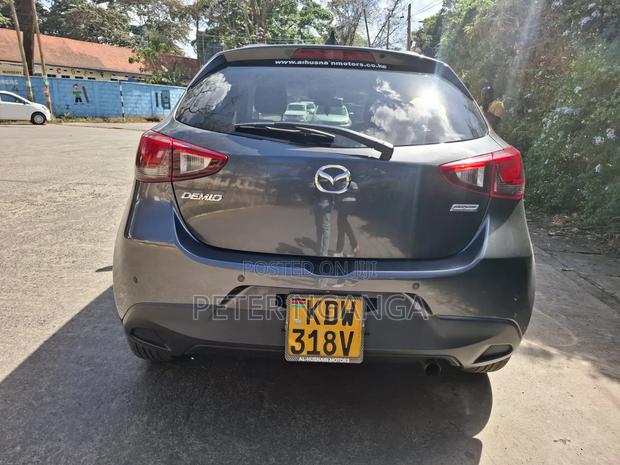 Mazda Demio 2019 Gray