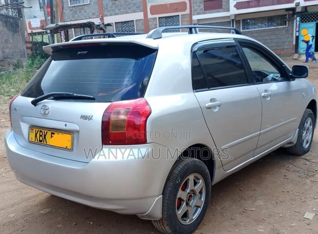 Toyota Corolla RunX 2005 Silver