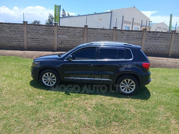 Volkswagen Tiguan 2012 Black