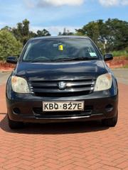 Toyota IST 2005 Black for sale
