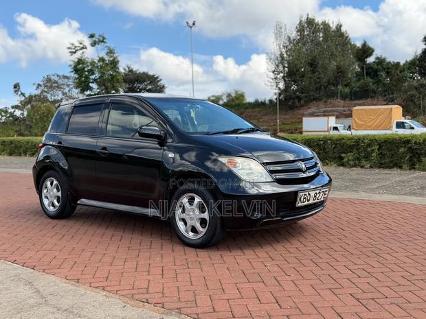 Toyota IST 2005 Black