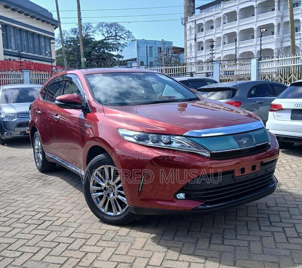 Toyota Harrier 2.5 Hybrid 2020 Red