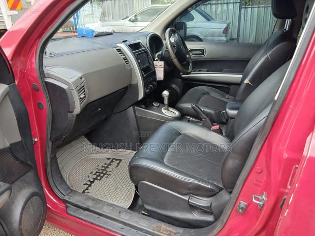 Nissan X-Trail 2008 Red