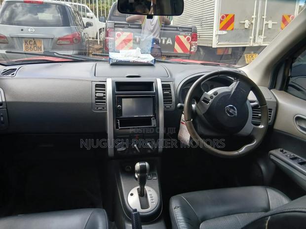 Nissan X-Trail 2008 Red