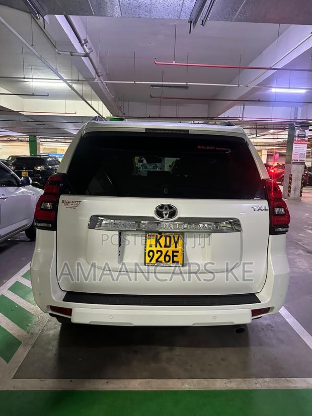 Toyota Land Cruiser Prado 2.7 2020 White