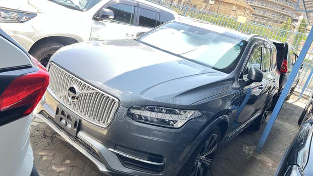 Volvo XC90 T5 R-Design FWD 2019 Beige