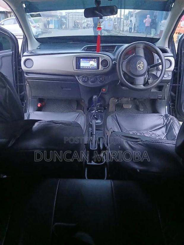 Toyota Vitz 2013 Black