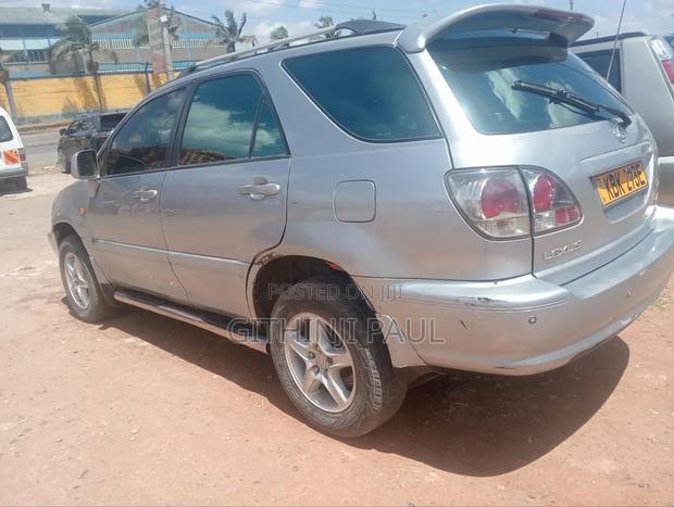 Toyota Harrier 2002 Black