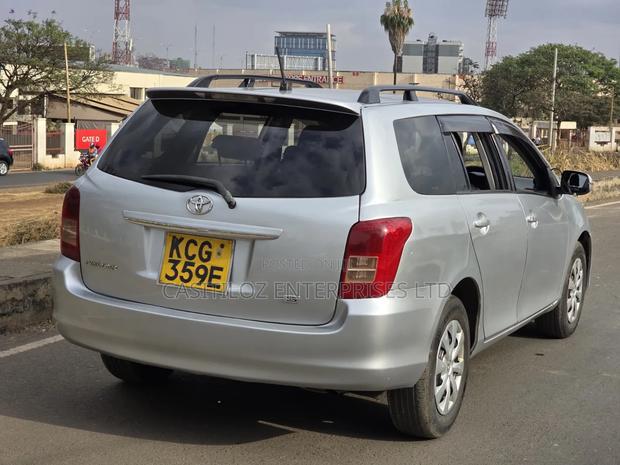 Toyota Corolla Fielder 1.8 Petrol FWD 2009 Silver