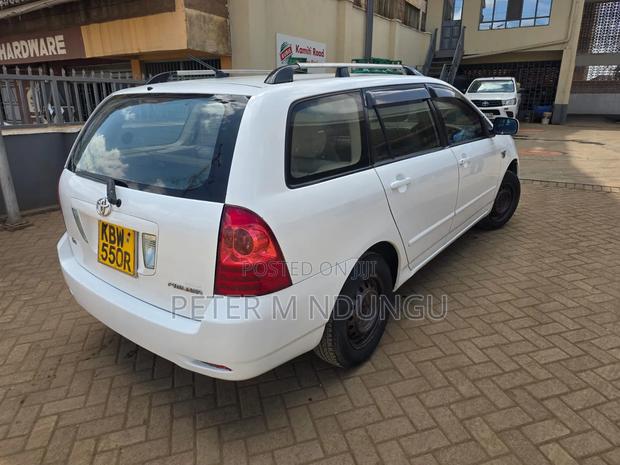 Toyota Corolla Fielder 2006 White
