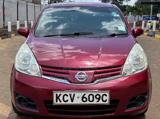 Nissan Note 2012 Red