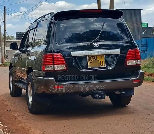 Toyota Land Cruiser 2003 Silver
