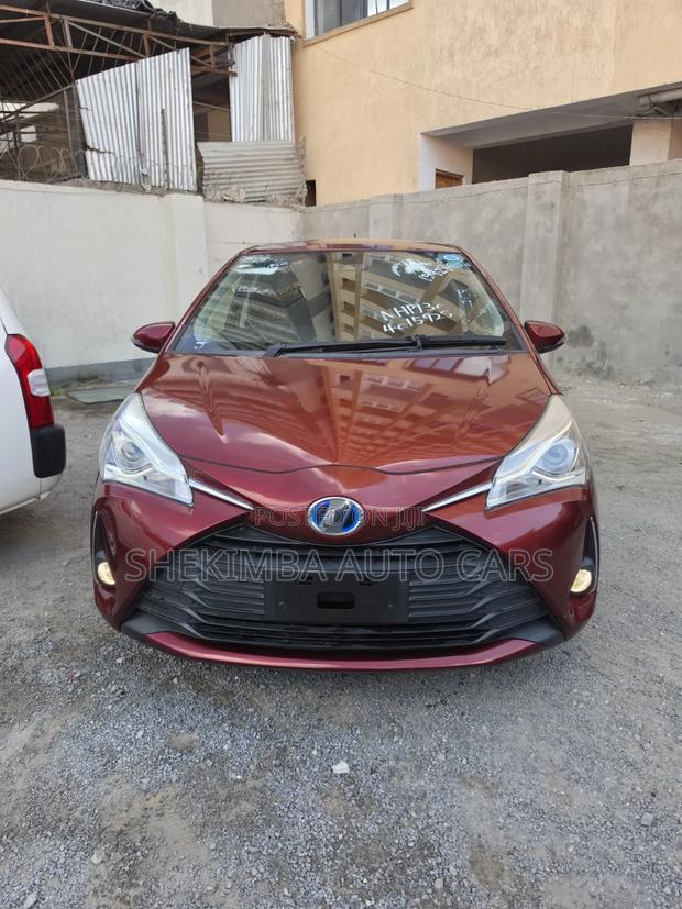Toyota Vitz 1.5 FWD Hybrid 5dr 2020 Maroon