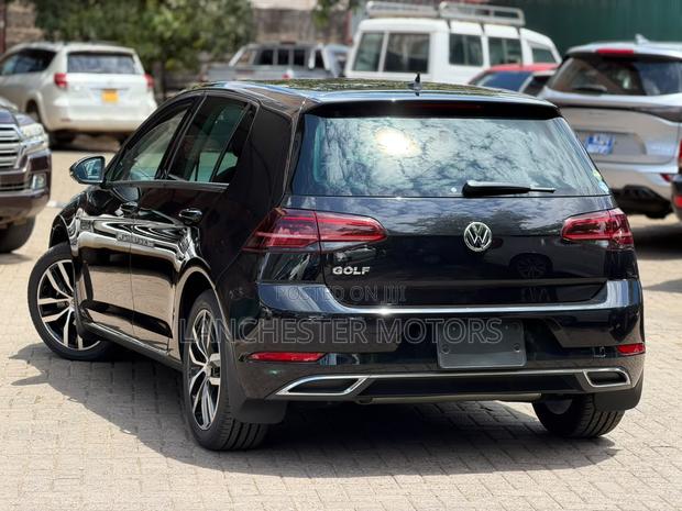 Volkswagen Golf 1.4T S FWD 2019 Black