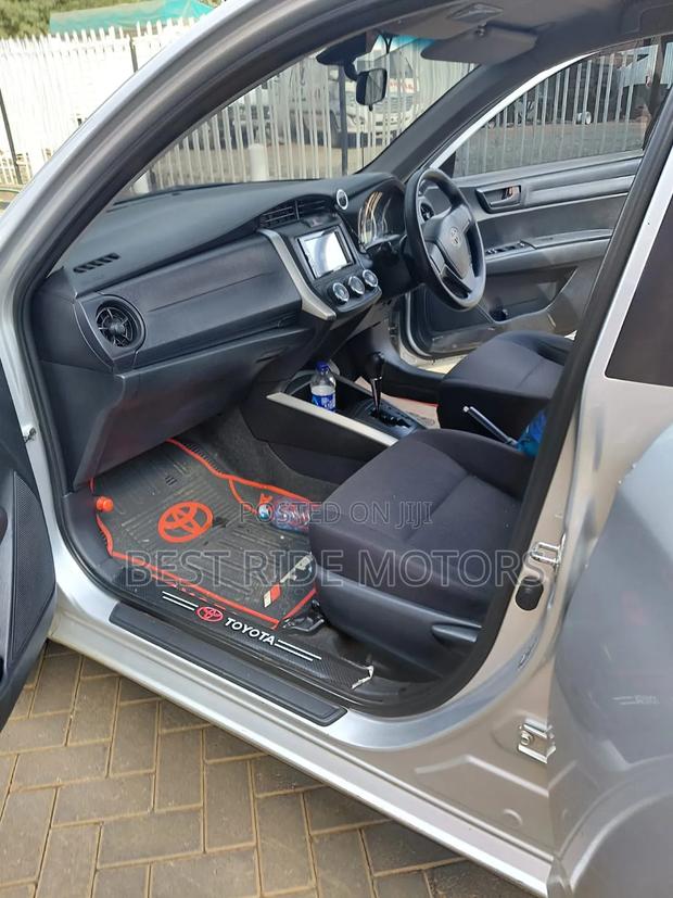Toyota Corolla Fielder 1.5 Petrol FWD 2016 Silver