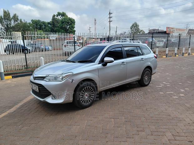 Toyota Corolla Fielder 1.5 Petrol FWD 2016 Silver