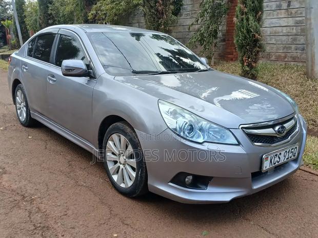 Subaru Legacy 2011 Gray