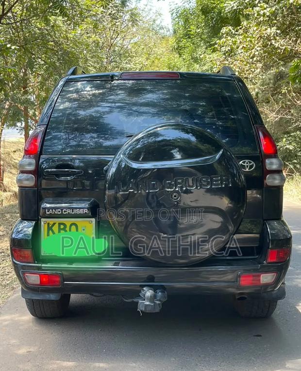 Toyota Land Cruiser Prado 2005 Black