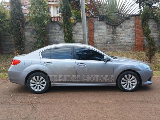 Subaru Legacy 2011 Gray