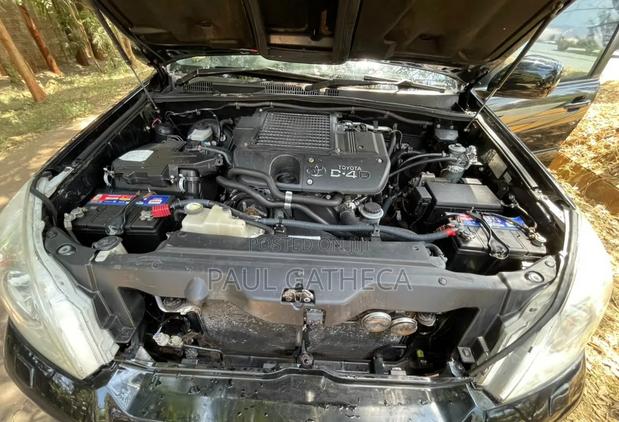 Toyota Land Cruiser Prado 2005 Black
