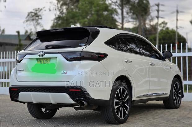 Toyota Harrier 2017 White