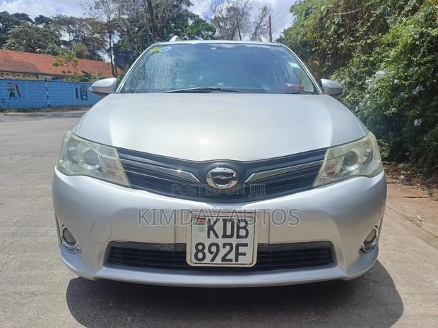 Toyota Corolla Fielder 1.5 Petrol FWD 2013 Silver
