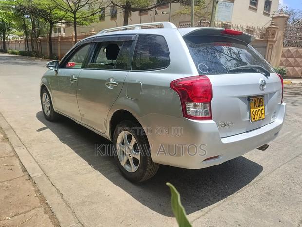 Toyota Corolla Fielder 1.5 Petrol FWD 2013 Silver