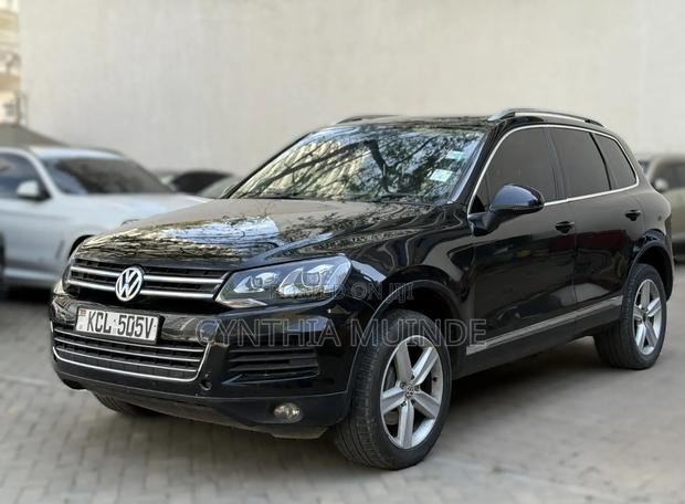 Volkswagen Touareg 2013 Black