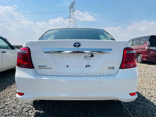 Toyota Axio 1.5 Hybrid 2WD 2020 White