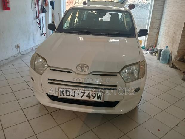 Toyota Probox 2017 White
