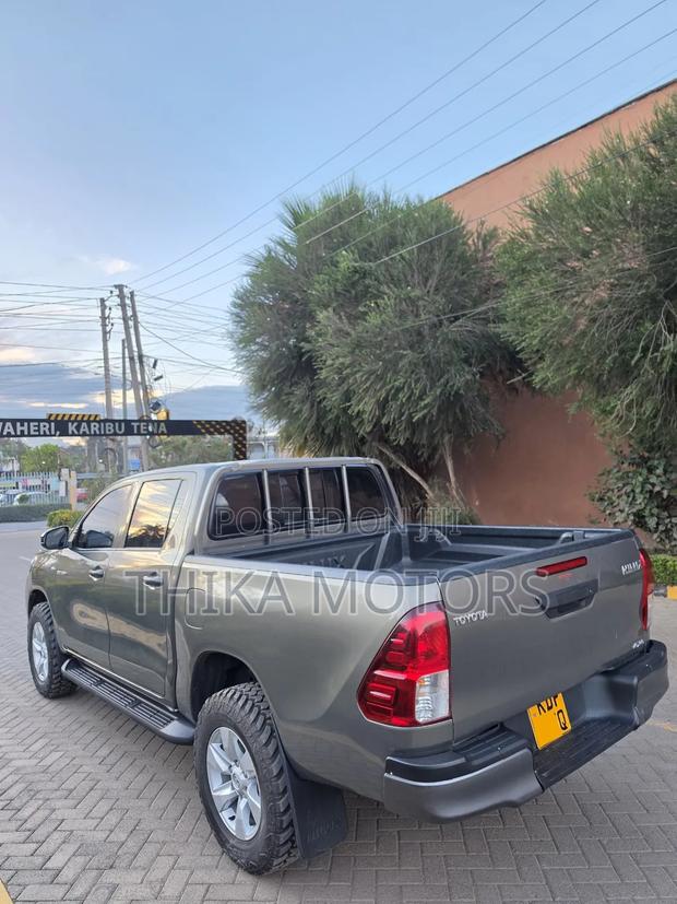 Toyota Hilux 2024