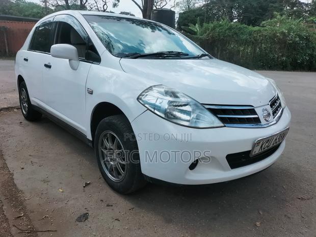 Nissan Tiida 2011 White