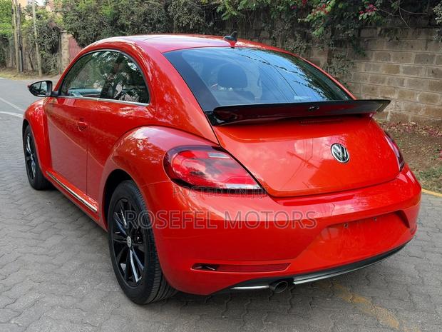 Volkswagen Beetle 2019 Red