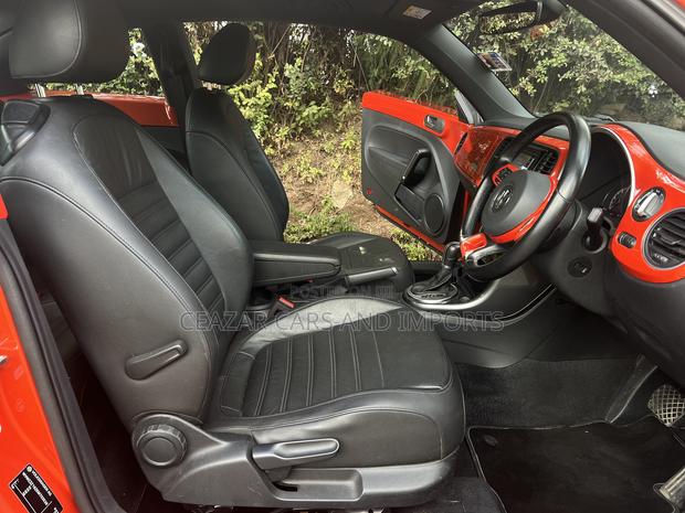 Volkswagen Beetle 2019 Orange