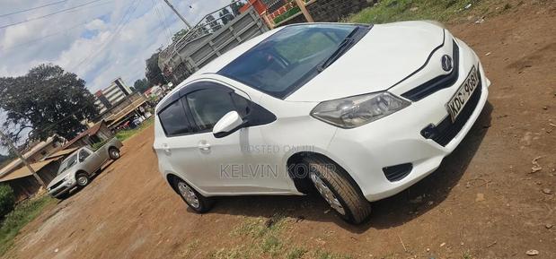 Toyota Vitz 1.0 FWD 5dr 2014 White